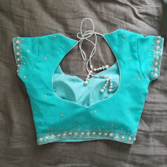 Baby blue Saree - Picture 2 of 5